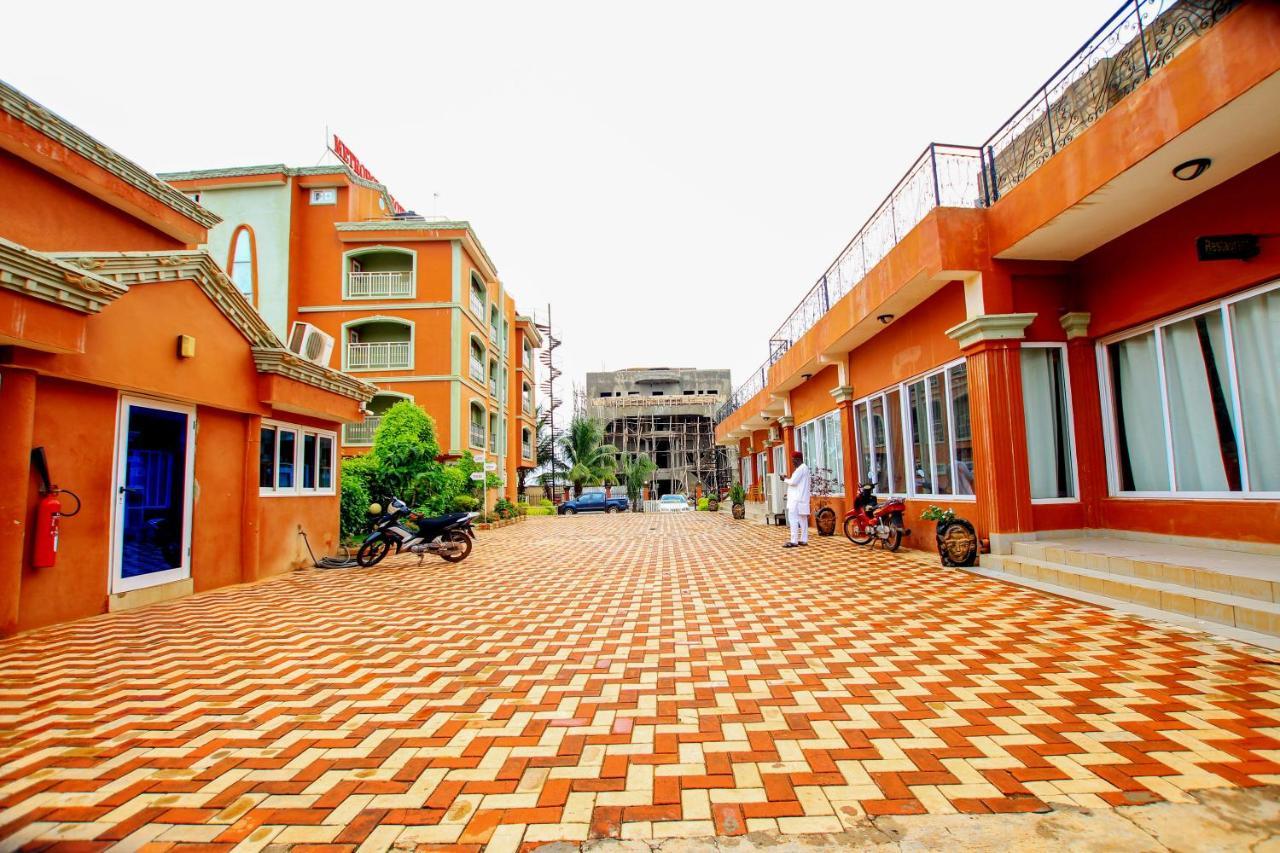 Benin Metropole Hotel Parakou 外观 照片