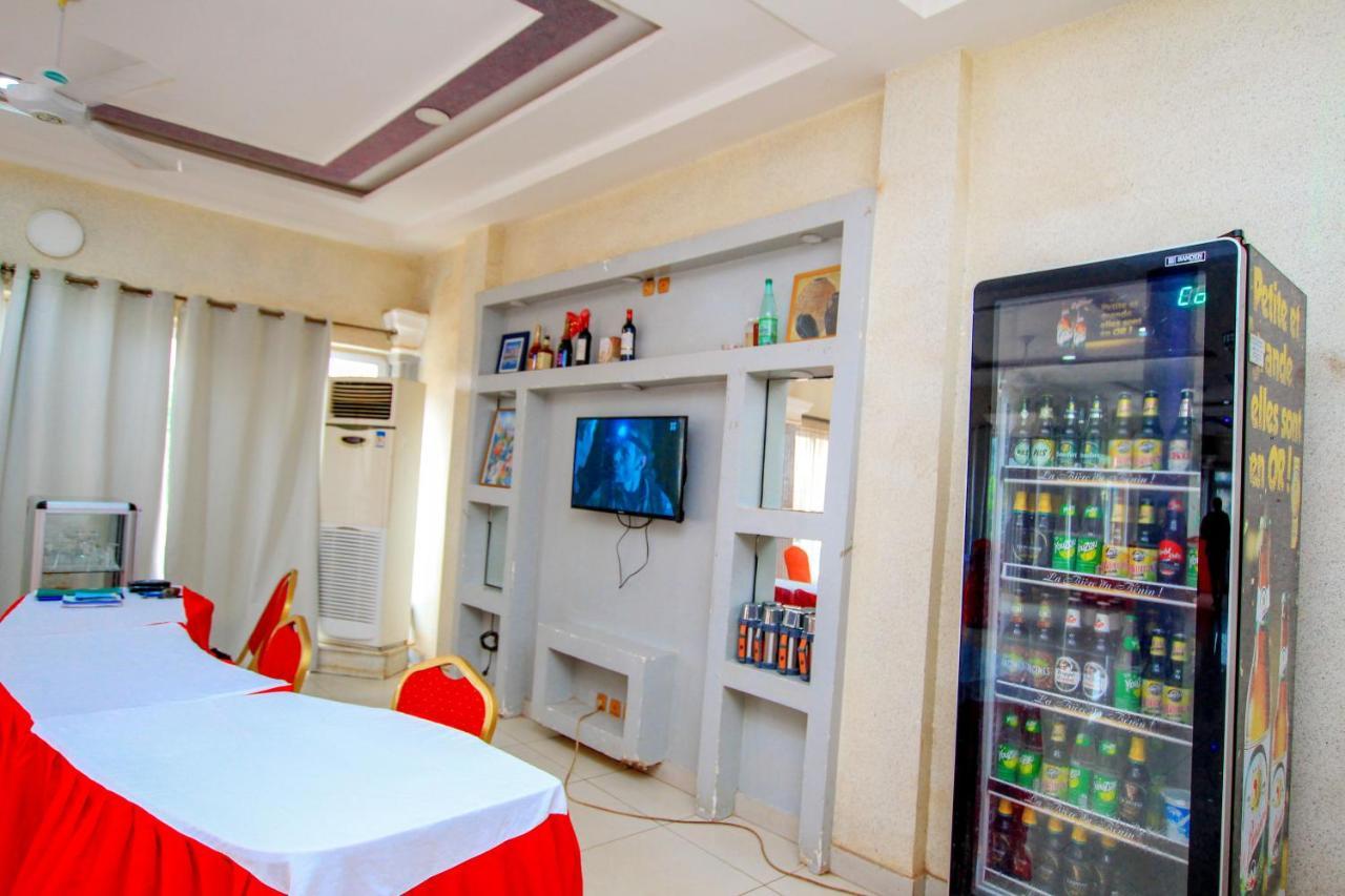 Benin Metropole Hotel Parakou 外观 照片